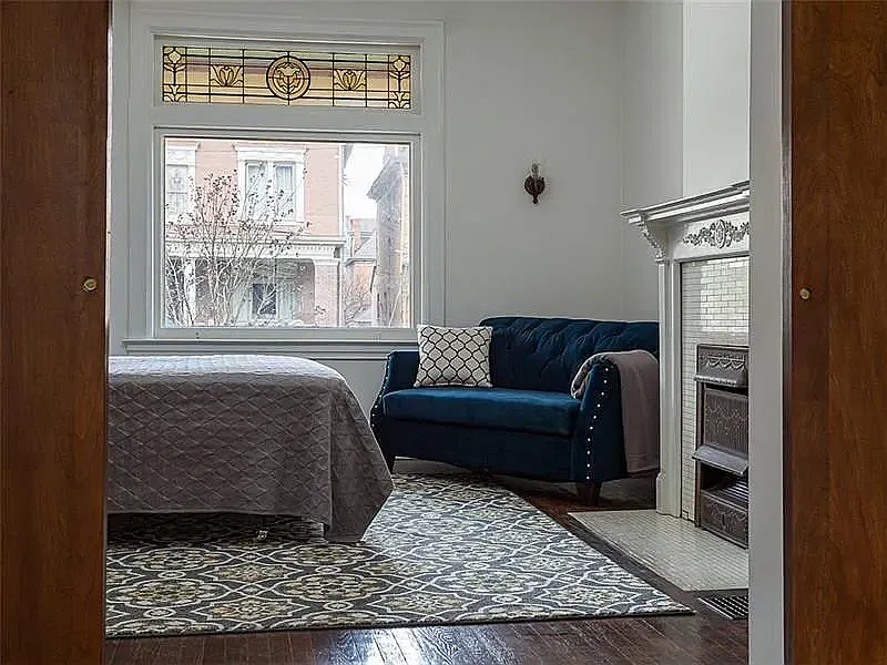 1 bed, 700 sqft, $1,600 — Photo 4