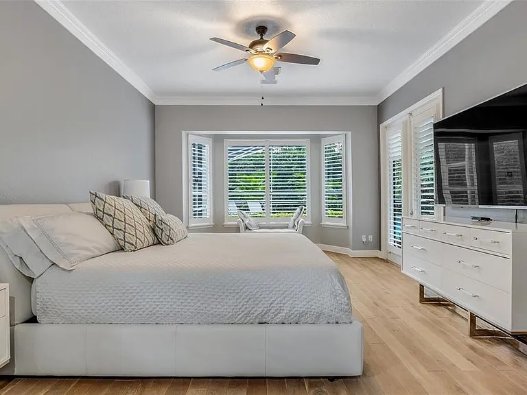 8629 Great Cove Dr — Photo 13