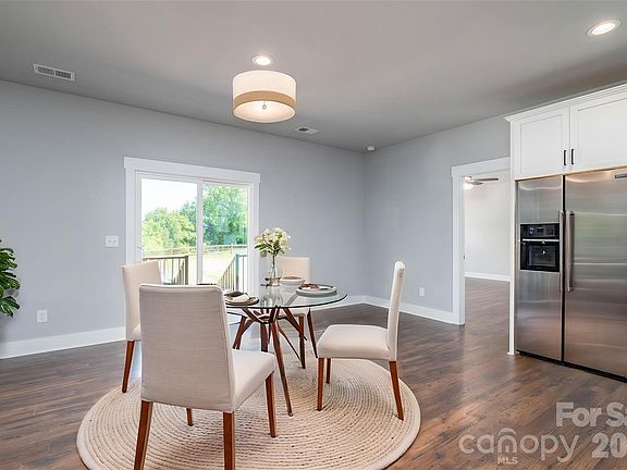 2nd image of 1337 Zeb Haynes Rd