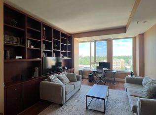 400 W North St APT 1008, Raleigh, NC 27603