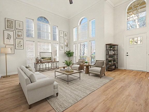 5th image of 6701 Clear Springs Cir