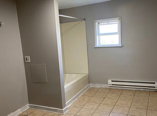 906-908 Eynon St #1, Scranton, PA 18504