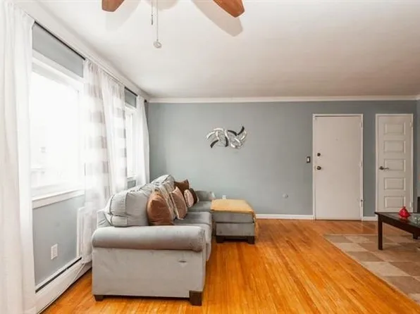 7012 Cottage Avenue image 5 of 14