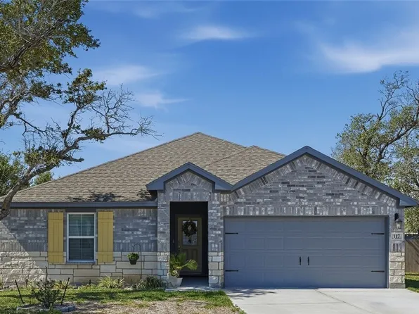 117 Aruba Dr, Rockport, TX 78382