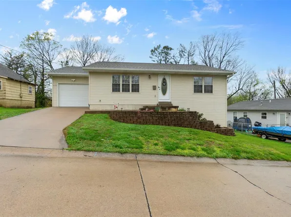 623 N Hope St, Jackson, MO 63755