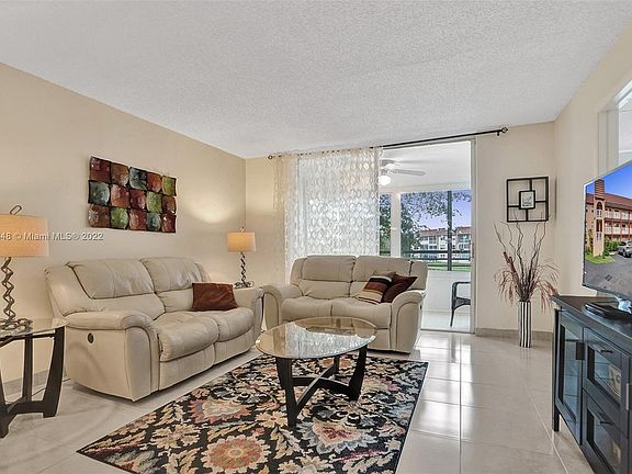 3rd image of 9480 Sunrise Lakes Blvd APT 210