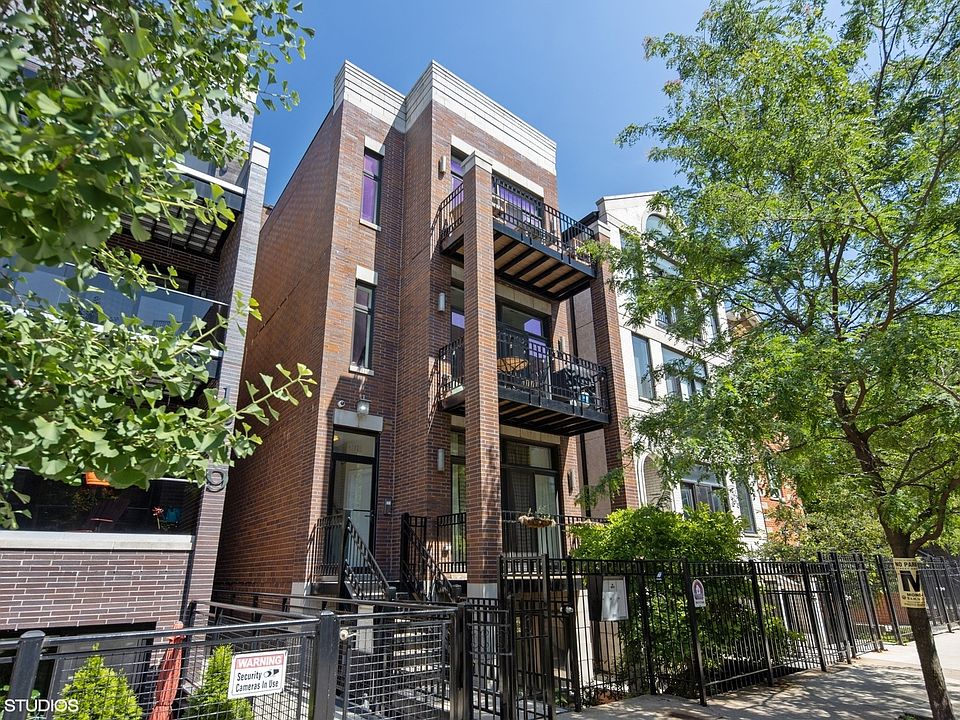 1st image of 1217 N Cleaver St Unit 3