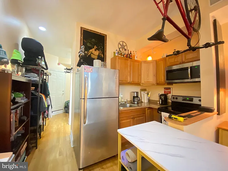1214 N 5th St #1F — Photo 2