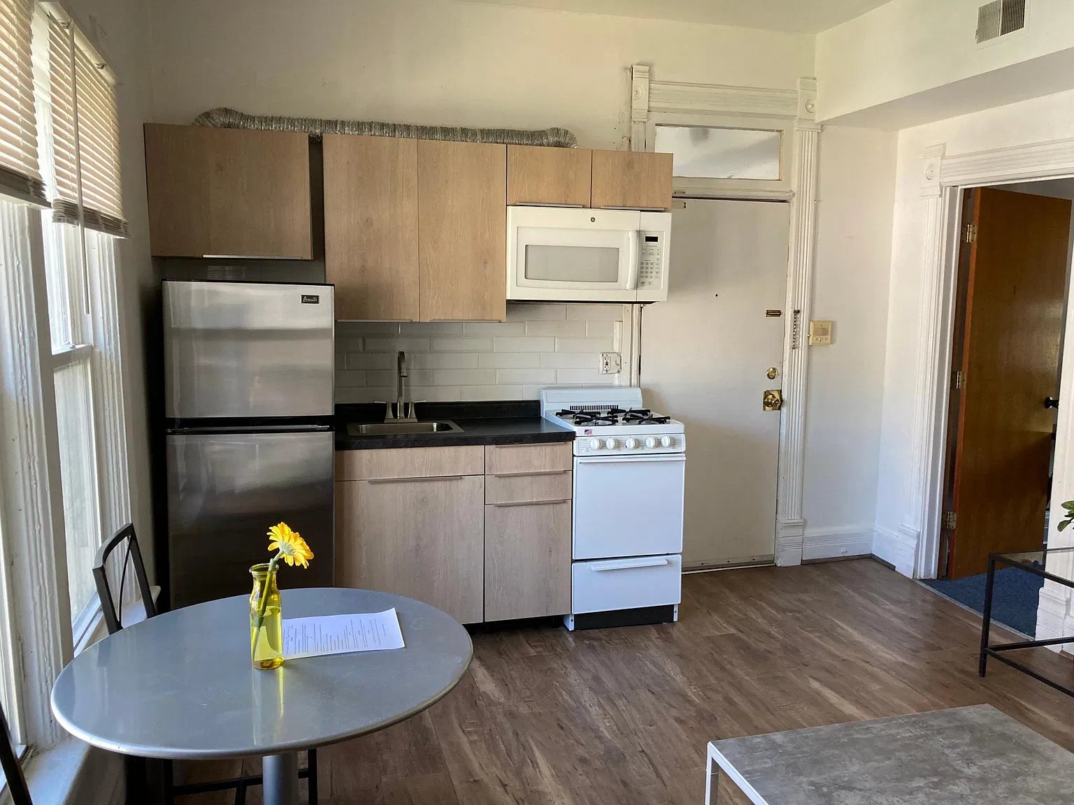 2 bed, $1,995 — Photo 1