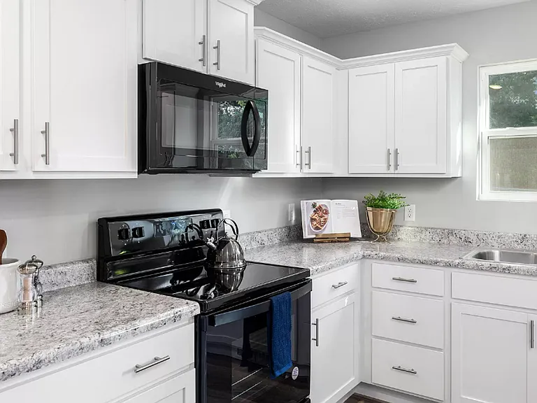 1203 Aundria Ave — Photo 10