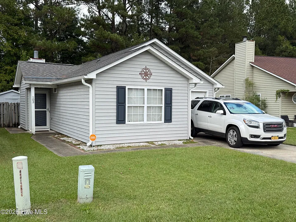 103 Loblolly Ln