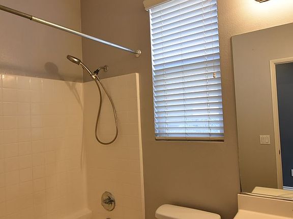 5th image of 34678 Shallot Dr