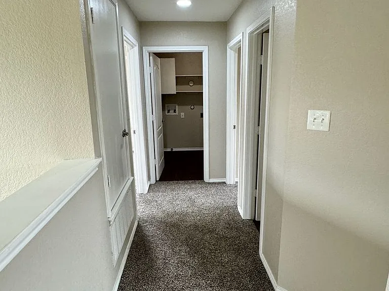 349 Tower Dr — Photo 24