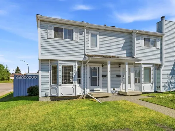 1 S Greig Close, Red Deer, AB T4P 3L6