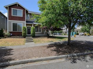 449 Meadowwood Dr SW, Olympia, WA 98502