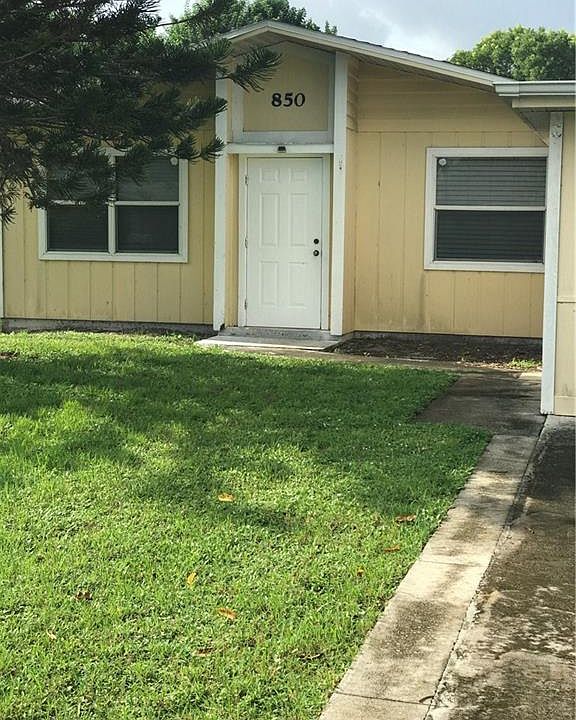 1st image of 850 105th Ave N