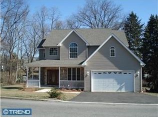 715 N Morton Ave, Morton, PA 19070