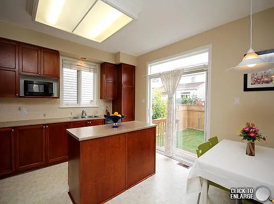 29 Rodeo Dr — Photo 13