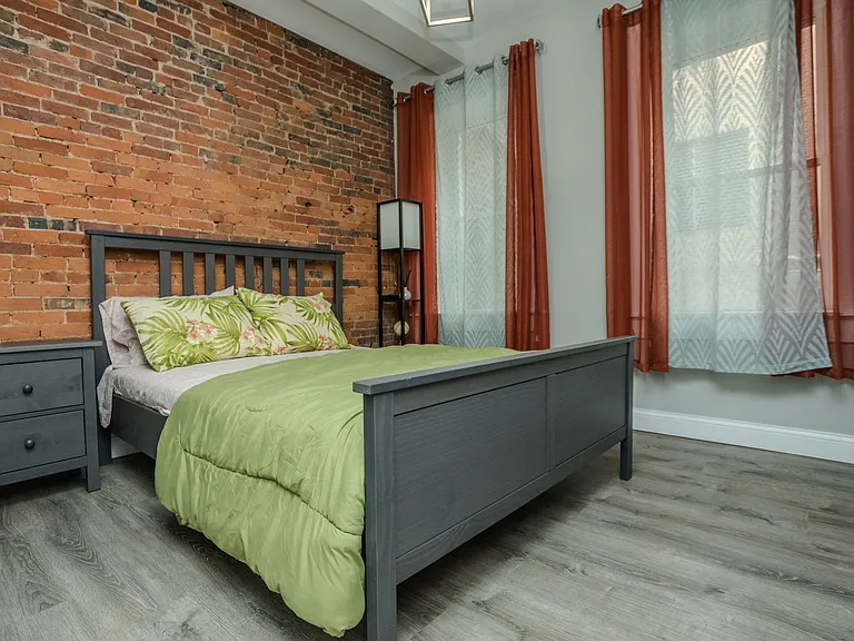 627 Main St #3 — Photo 30
