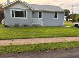 306 Grape St, Warminster, PA 18974