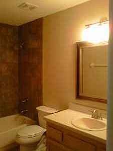 5th image of 2520 Canyon Creek Trl W