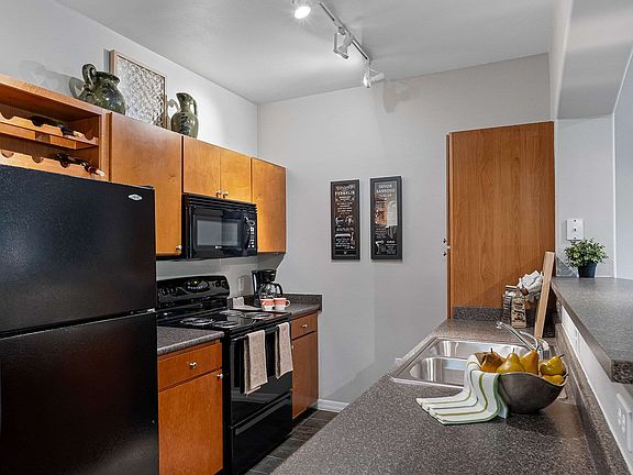 2nd image of 10420 McKinley Dr APT 9212
