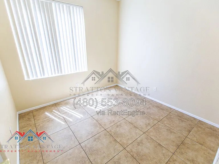 1578 E Megan St — Photo 28