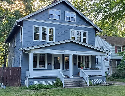 833 College Ave Photo 1
