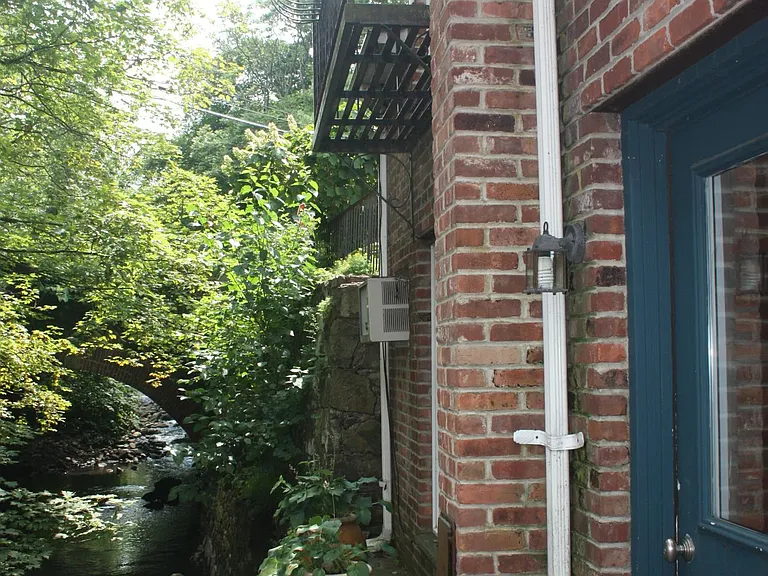 265 Piermont Ave — Photo 22