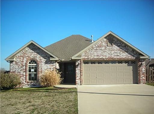 1st image of 2532 Harris Dr