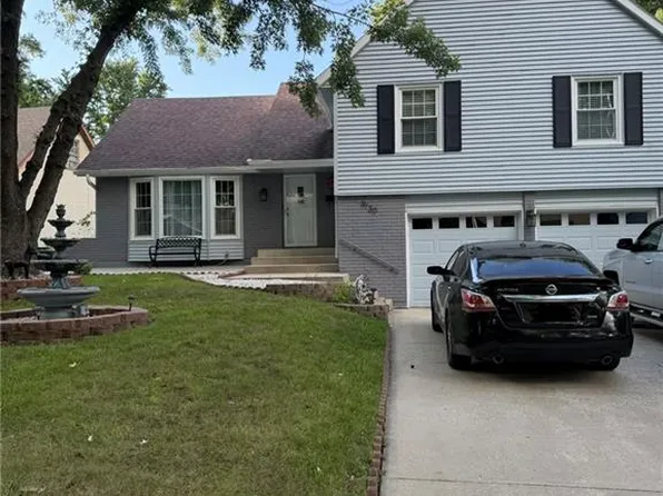 9130 W 92nd Ter, Overland Park, KS 66212
