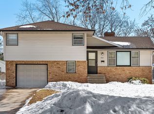 5941 4th St NE, Fridley, MN 55432