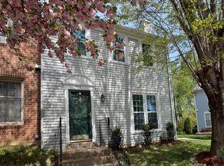 1940 Rainbow Ct, Woodbridge, VA