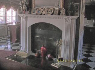 265 Ellen Ln, Brandenburg, KY 40108