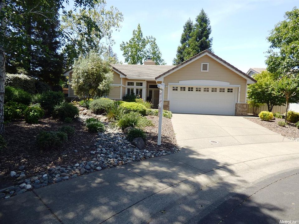 1st image of 109 Firefly Green Ct