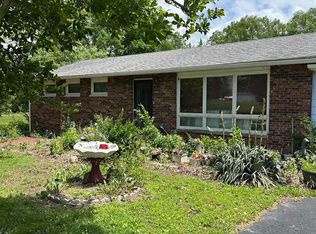 1480 Hemlock Rd, Du Quoin, IL 62832