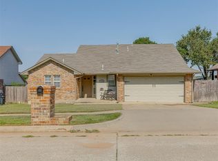 1713 Pennington Cir, Midwest City, OK 73130