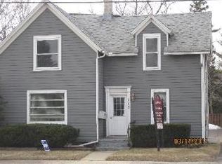115 E Main St, Cary, IL 60013