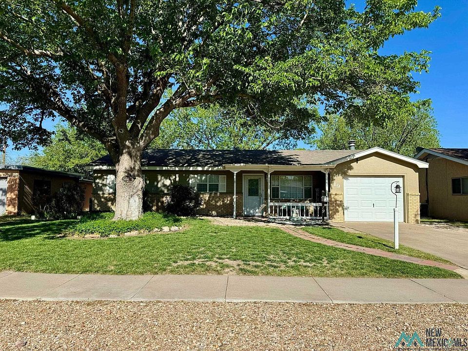 1st image of 19 Deborah Dr