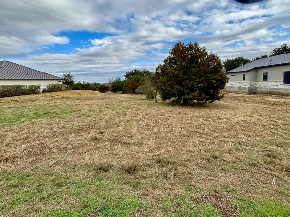 618 Broken Hills Drive, Horseshoe Bay, TX 78657