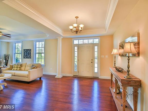 5th image of 18451 Matthews Dr