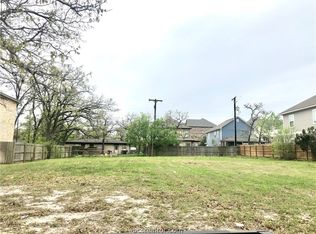 4300 Oaklawn St, Bryan, TX 77801