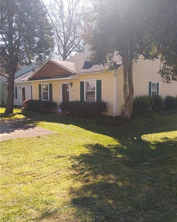 1st image of 937 Westland Dr SW