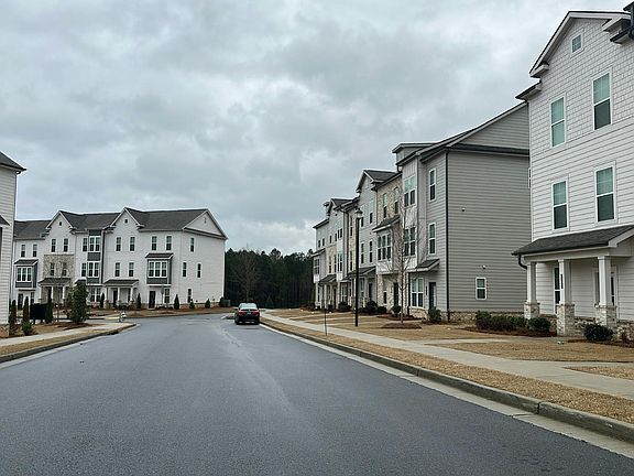 4th image of 120 Cobalt Dr