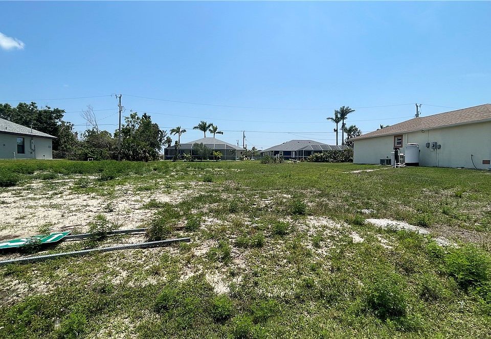 2nd image of 1702 Tropicana Pkwy W