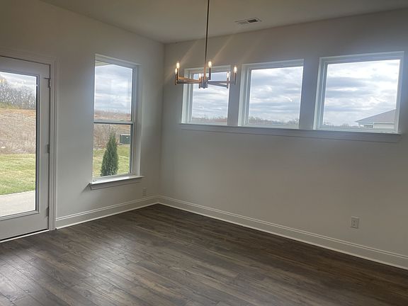 5th image of 1076 Linn Cove Ct Lot 137