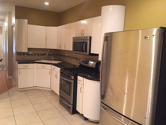 5th image of 6617 S Maryland Ave #1