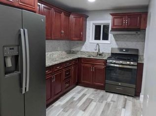 135 Newell Ave FLOOR 1, Pawtucket, RI 02860