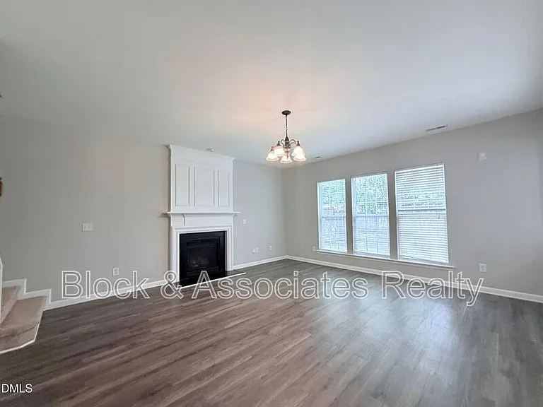 2101 Addenbrock Dr — Photo 6