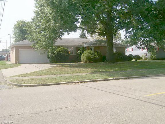 4th image of 408 E Wills Ave